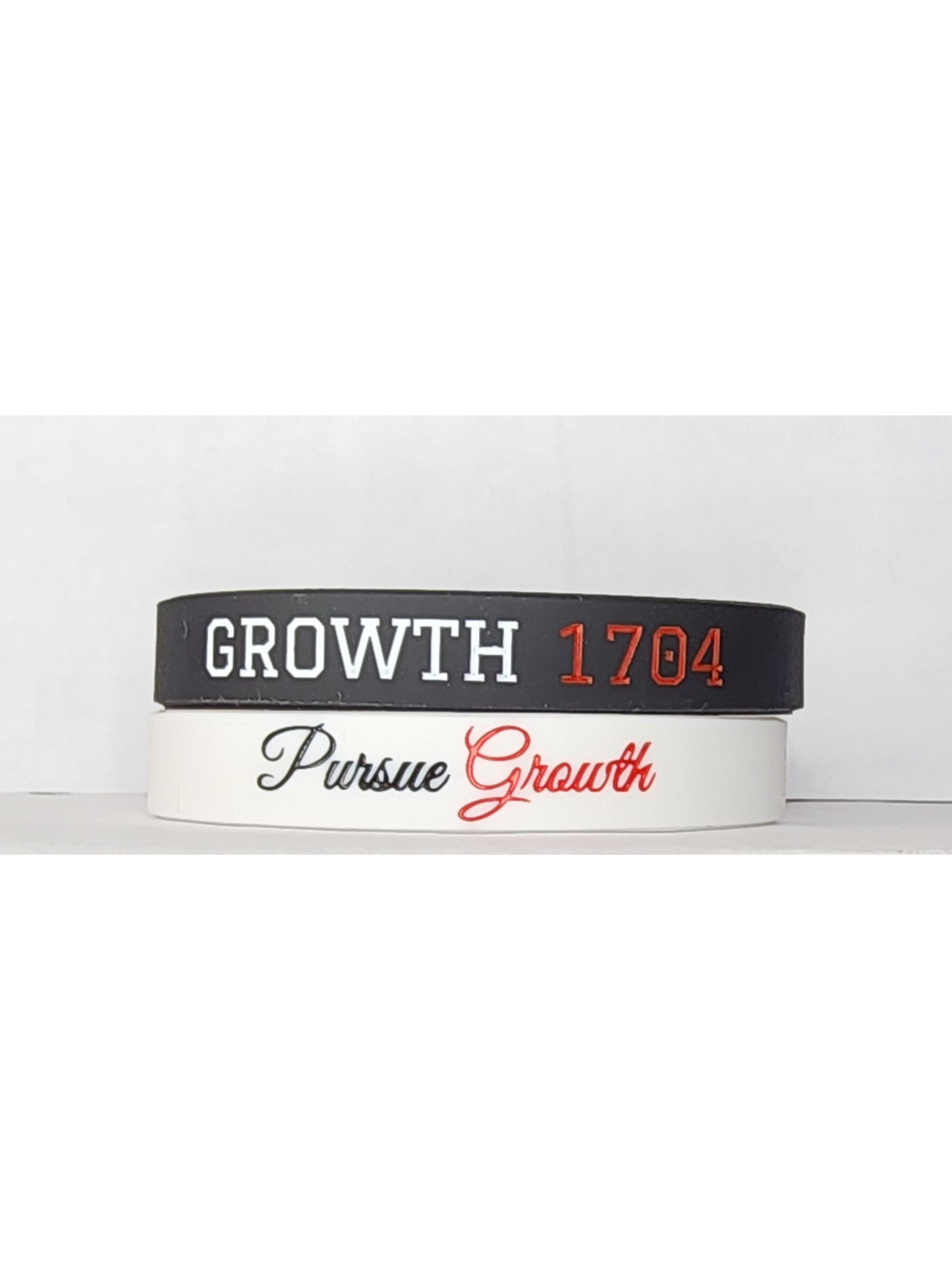 Pursue Growth Wristband